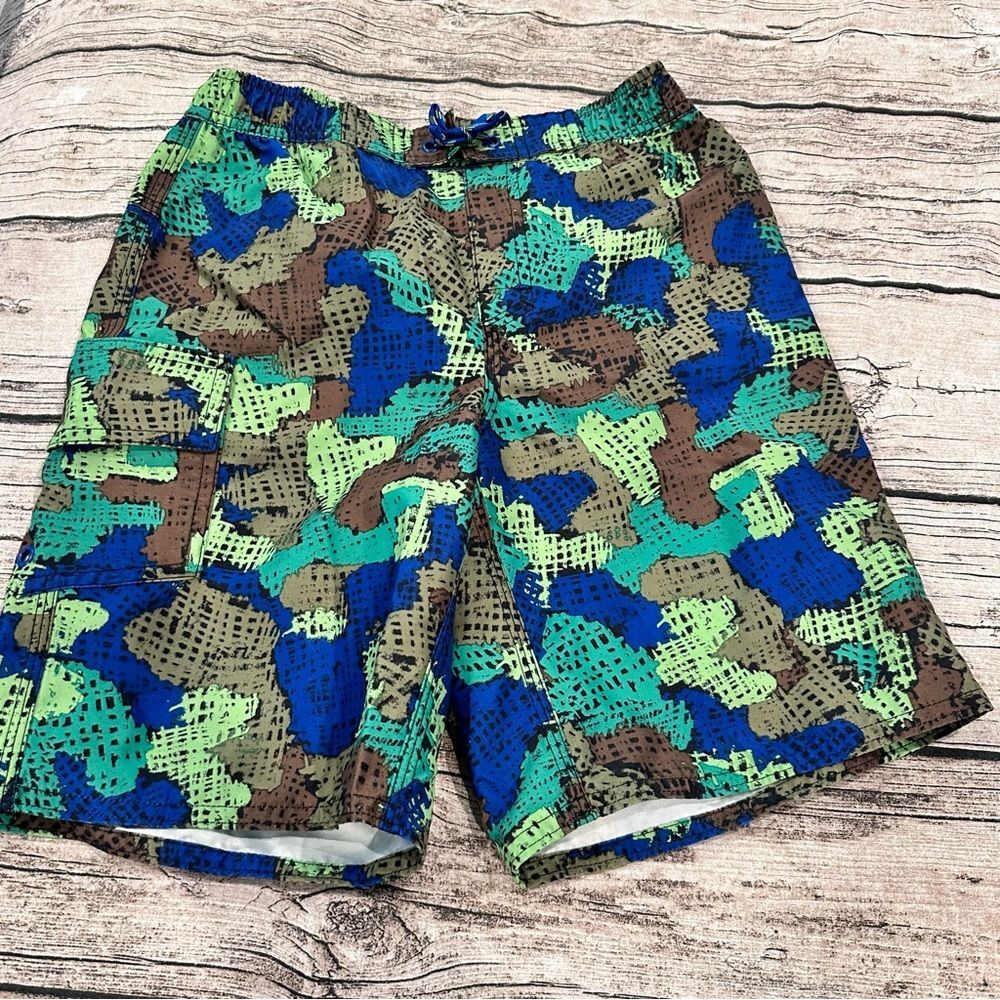 L.L. Bean Blue and Green Board Shorts Swim Trunks With Mesh Lining Size 8